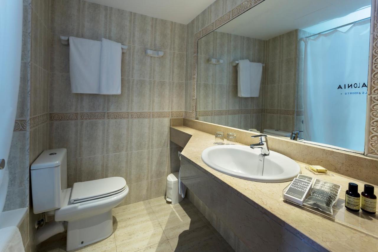 Catalonia Ses Estaques - Adults Only Hotell Santa Eularia des Riu Exteriör bild